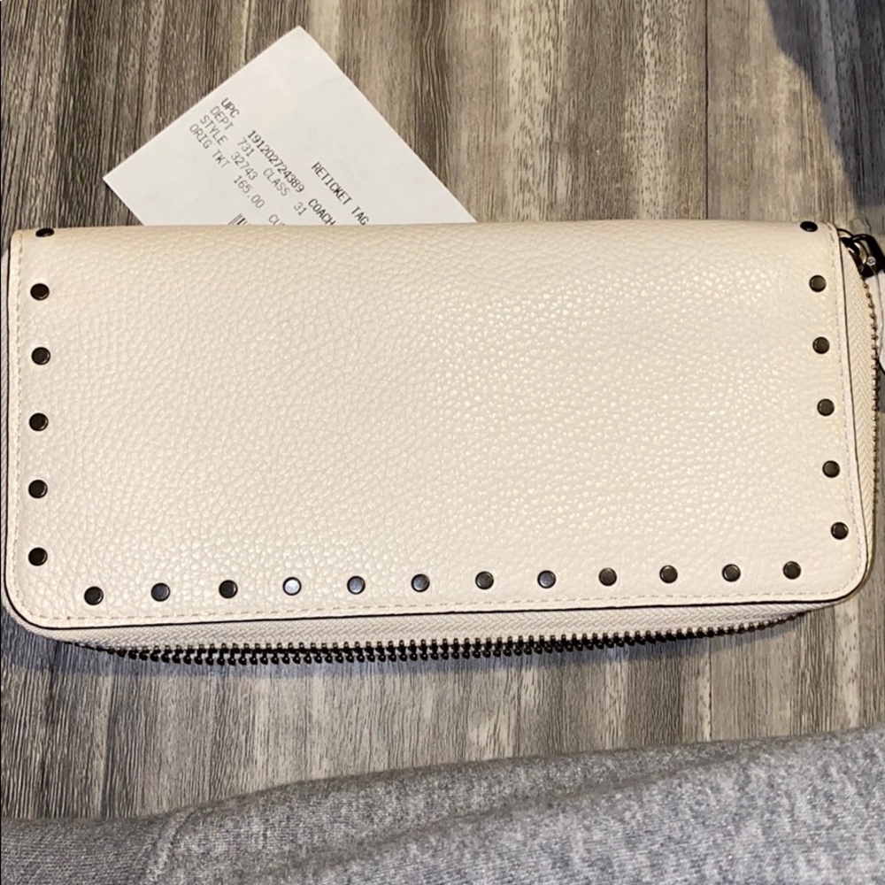 Wallet - Picture 3 of 3